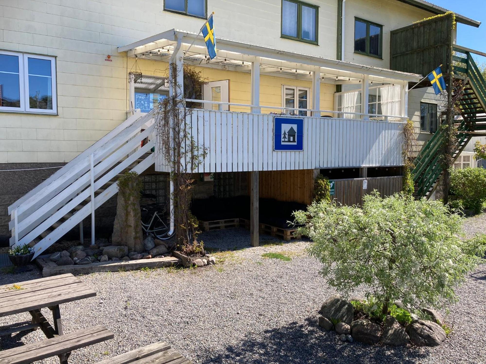 Kustnaera Vandrarhem Hamburgsund Exterior photo