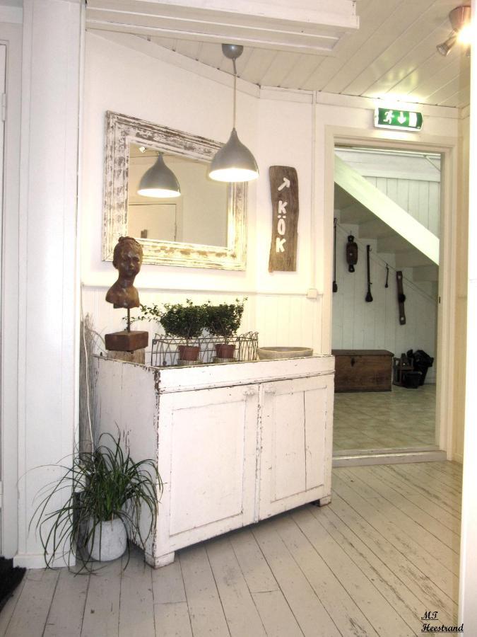 Kustnaera Vandrarhem Hamburgsund Exterior photo
